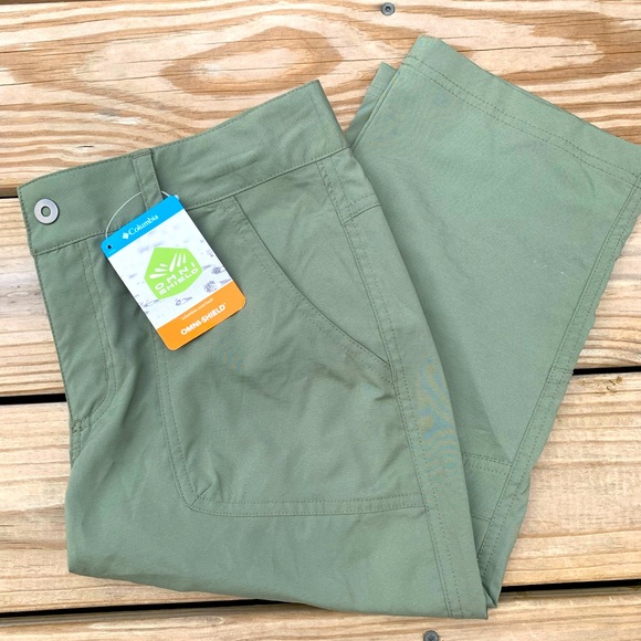 Columbia Pants - NWT Columbia Omni-Shield Capri Pants (6)